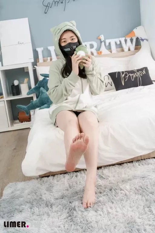 Limerence BiBi足盒激萌替身VS脚底TK效果拔群3.webp