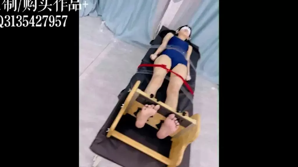 【咕咕0620】茶茶强制吸氧强制清醒足底处刑-足底tk专场！ 1.webp