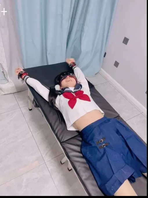 【咕咕0720】一镜到底持续TK！双马尾jk萝莉连续痒刑地狱 (5).webp