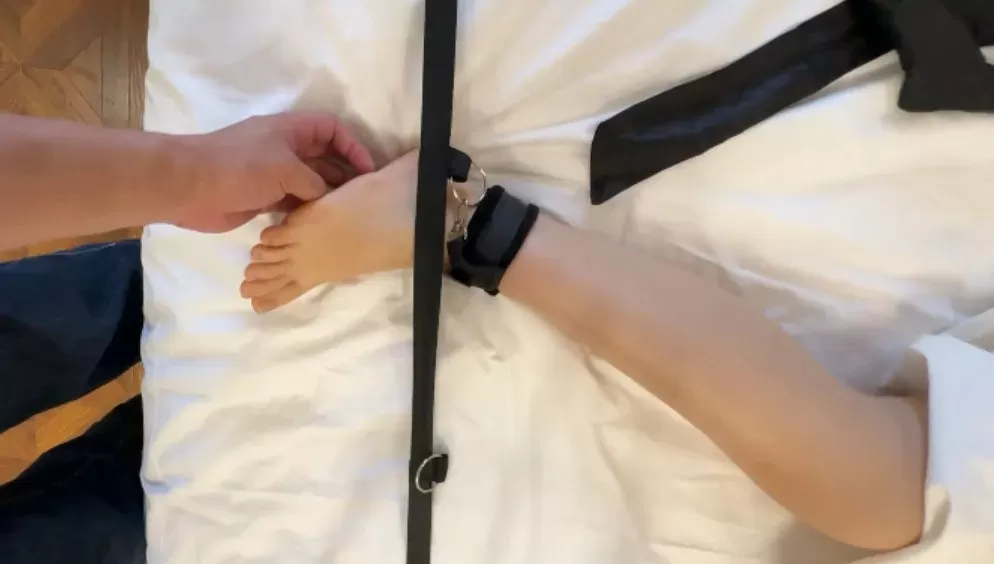 大字tk怕痒小美女 (4).webp