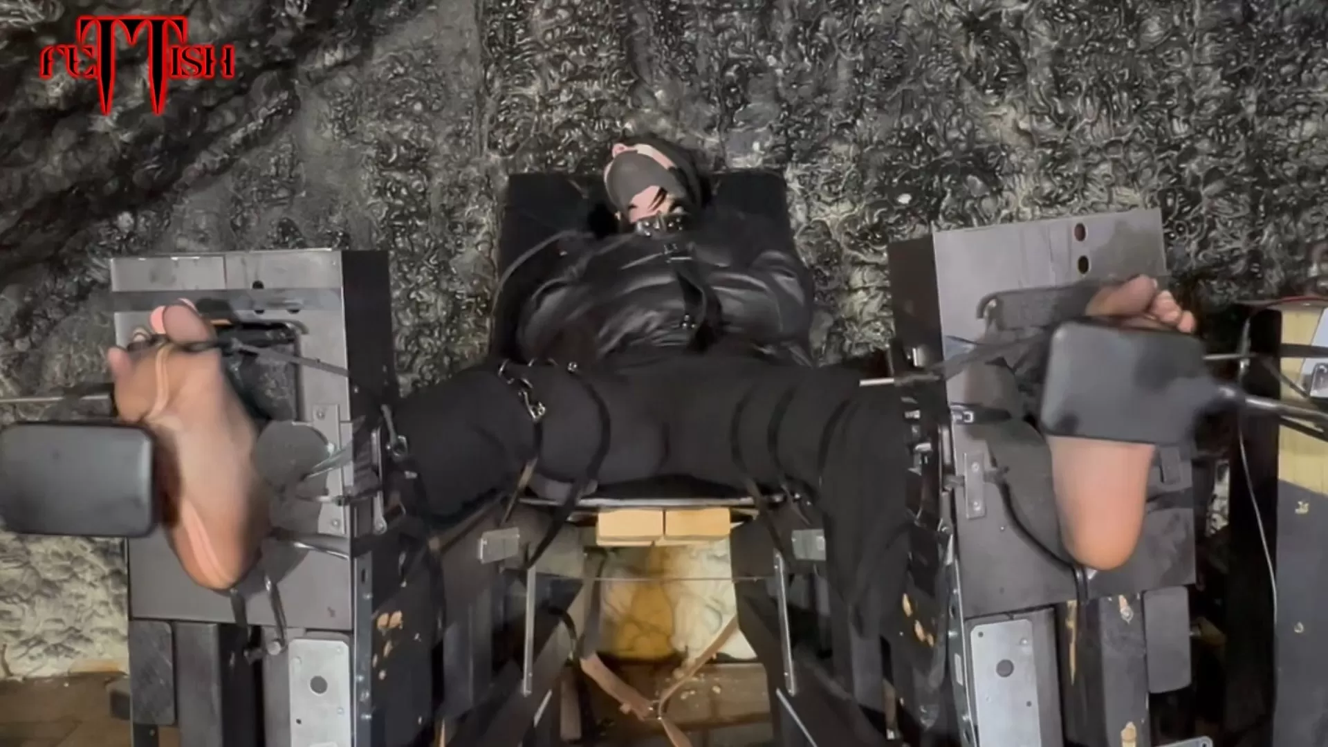 Fettish – Tickle Therapy – Amecia Maximum Punishment.mp4_snapshot_12.30.000.webp