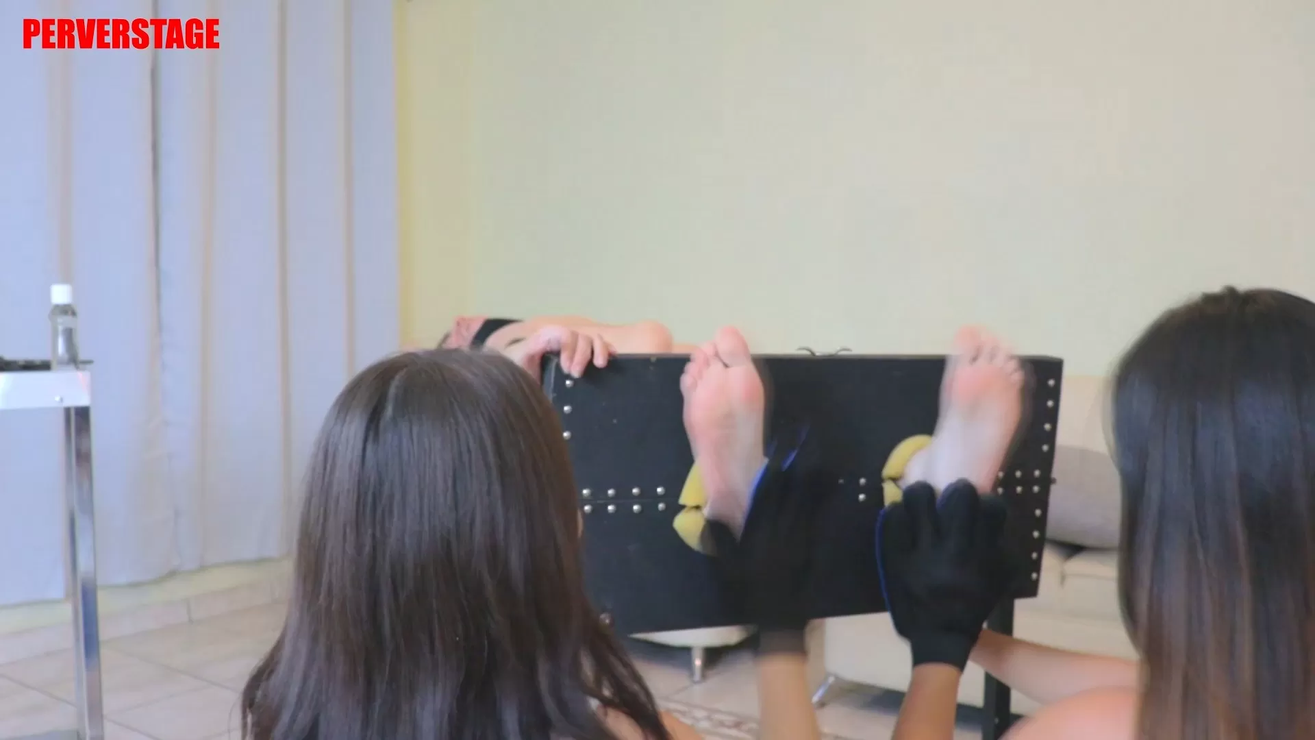 Perverstage – Crazy Massage Double Tickling Gloves Mania 1 Chapter (Custom).mp4.webp