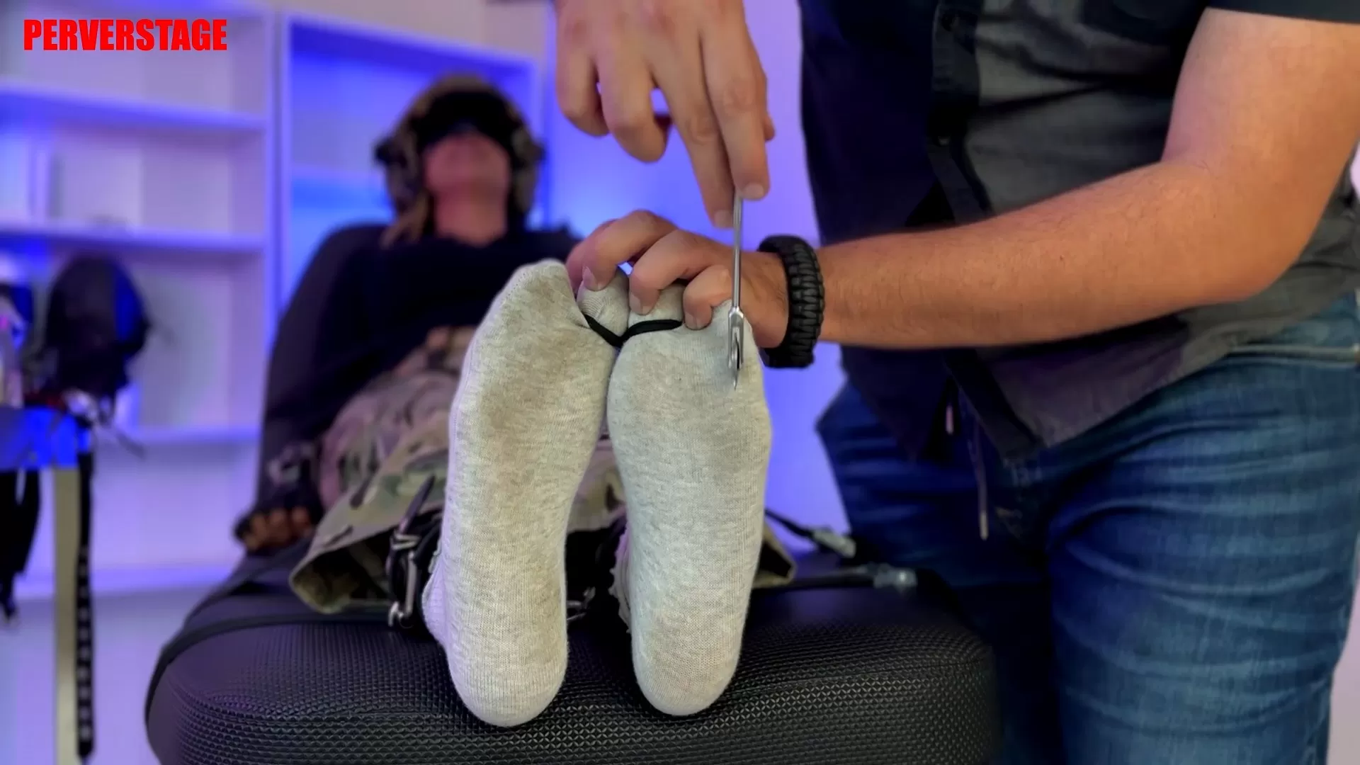 Perverstage – Military girl’s feet are punished (Custom).mp4_snapshot_06.07.066.webp