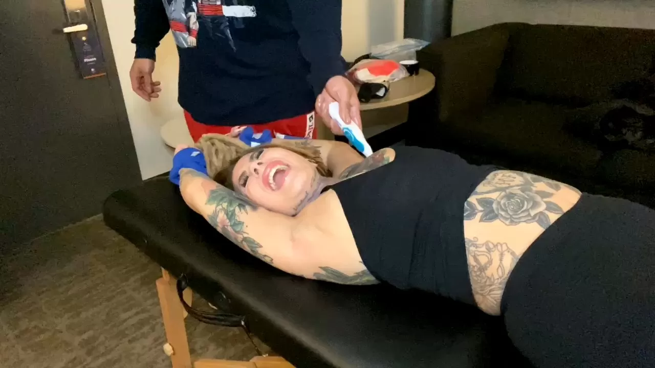 TheBKTickler – Lady velvet’s tickle table debut – full body.mp4_snapshot_03.22.000.webp