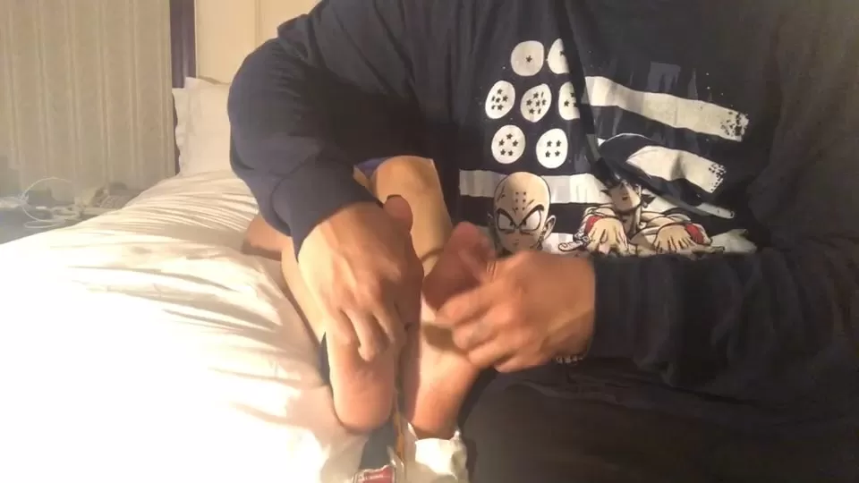 TheBKTickler - Puertoricanfeet's tickle torture - feet.mp4_snapshot_02.46.666.webp