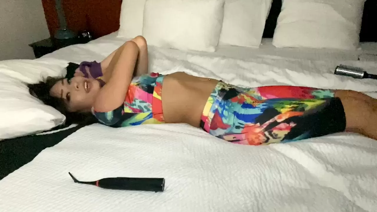 TheBKTickler – Natasha Ty The Ticklish Asian Goddess – Full Body.mp4_snapshot_.webp