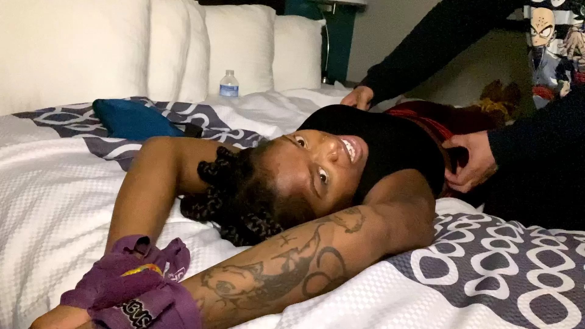 TheBKTickler – The Reunion Tierra’s Full Body Tickling – Part 1.mp4_snapshot_.webp