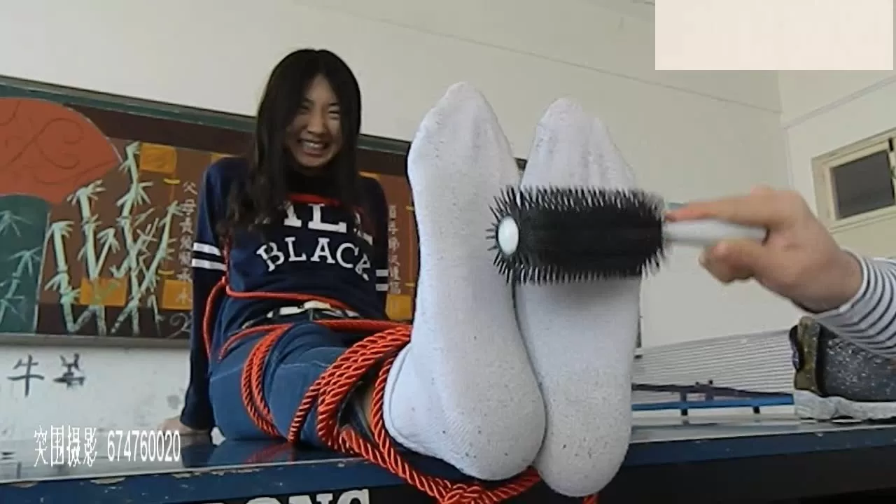 突围摄影原创 博莲7179.mp4_snapshot_09.40.266.webp