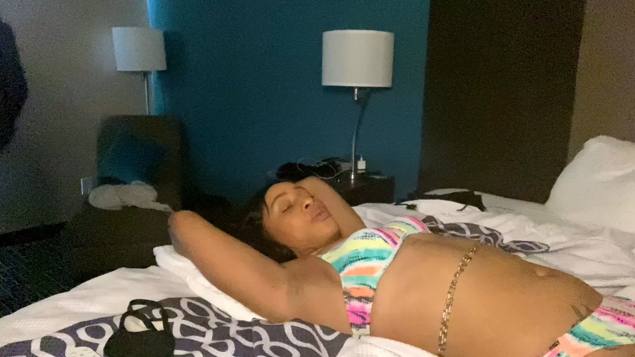 TheBKTickler – Snorts And Giggles Kendra Full Body Tickling.mp4_snapshot_00.00.000.webp