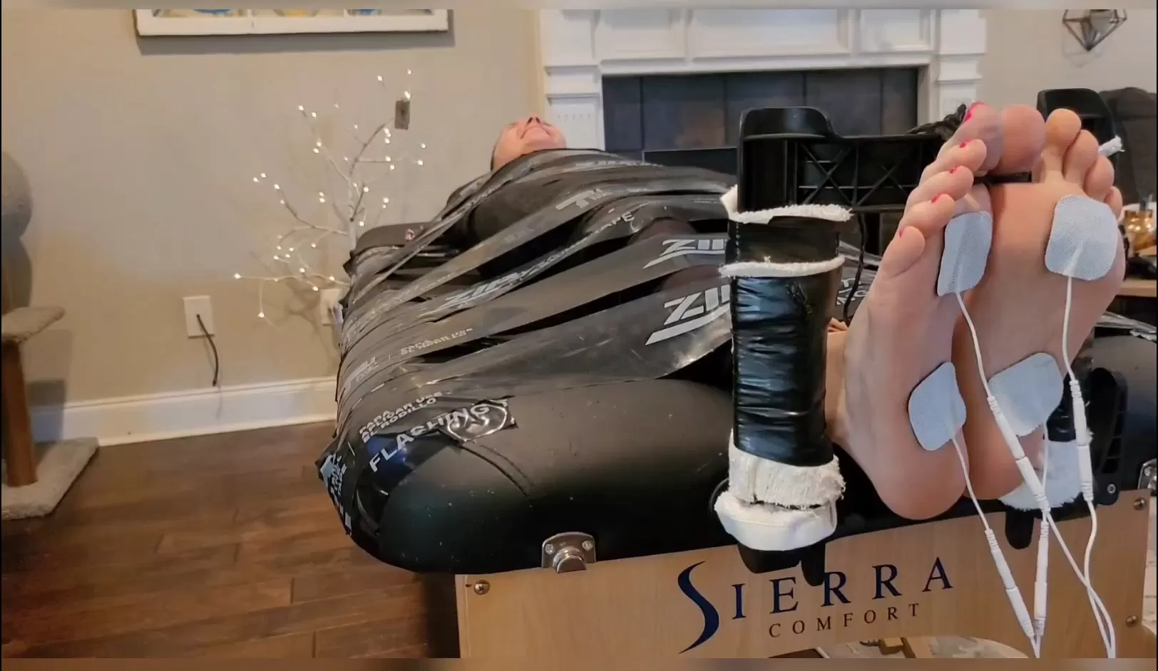 Fettish – Blasted on the Tickle Table.mp4_snapshot_06.55.000.webp