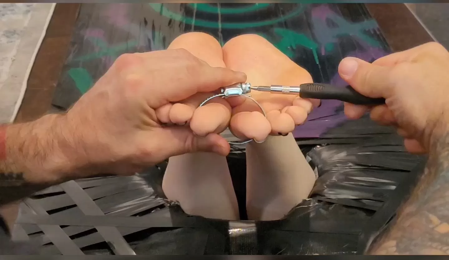 Fettish – HOStickEL – Violet Gein.mp4_snapshot_00.53.000.webp