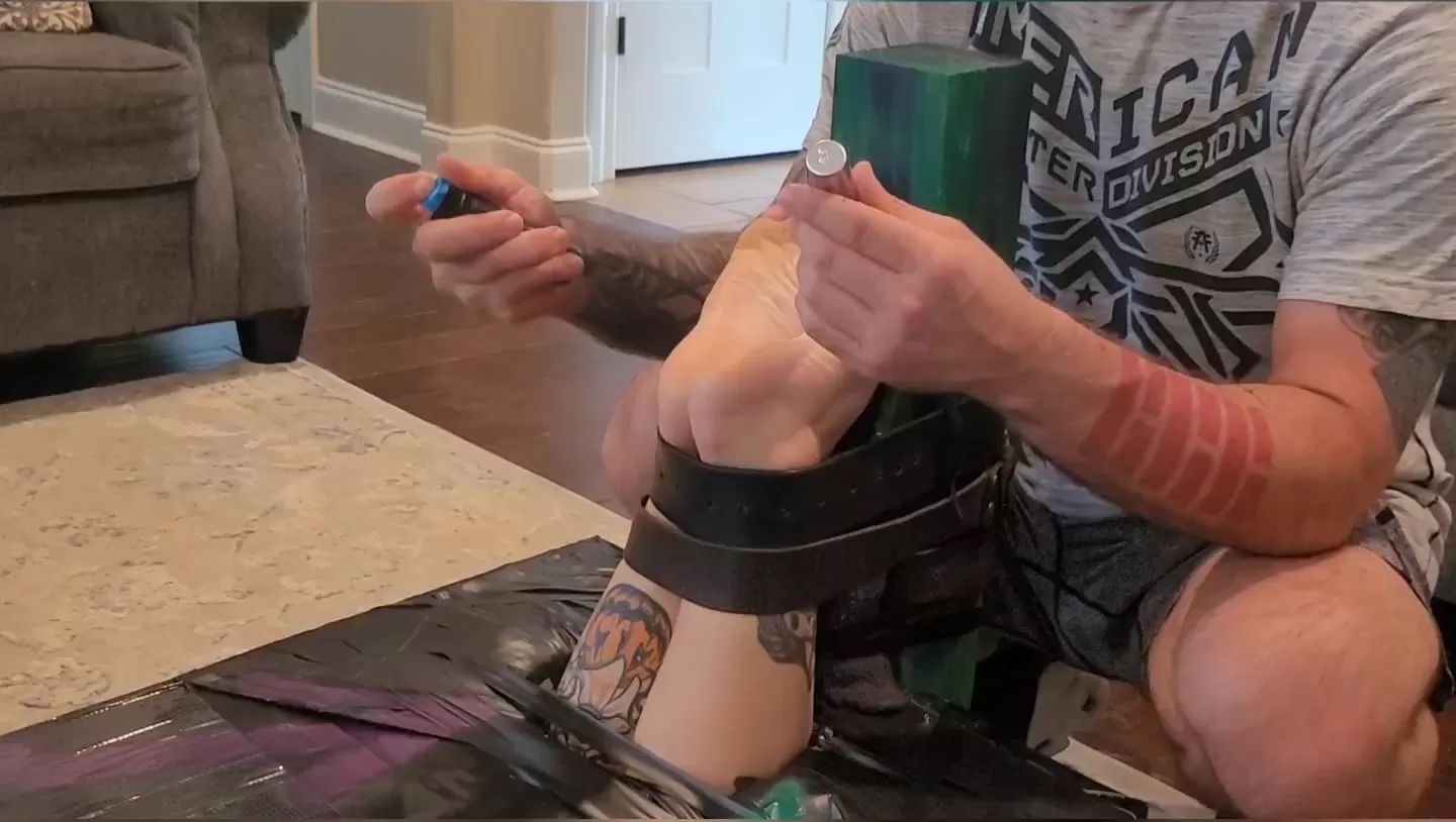 Fettish – When The Box Is Rockin.mp4_snapshot_02.16.000.webp