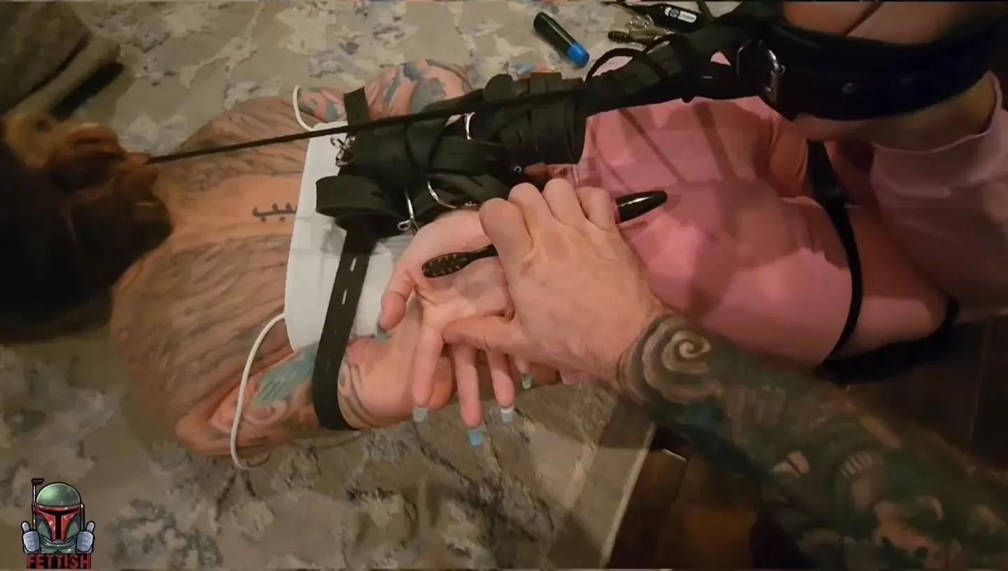 Fettish – Full Body Tickled – Summer Vixen.mp4_snapshot_04.01.000.webp
