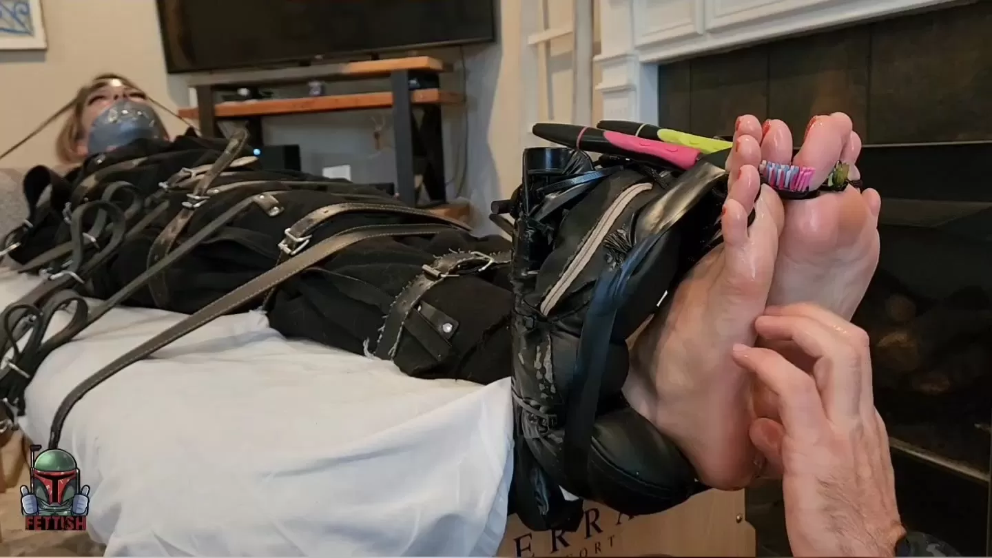 Fettish – No Safeword – Bella Ink.mp4_snapshot_10.06.000.webp