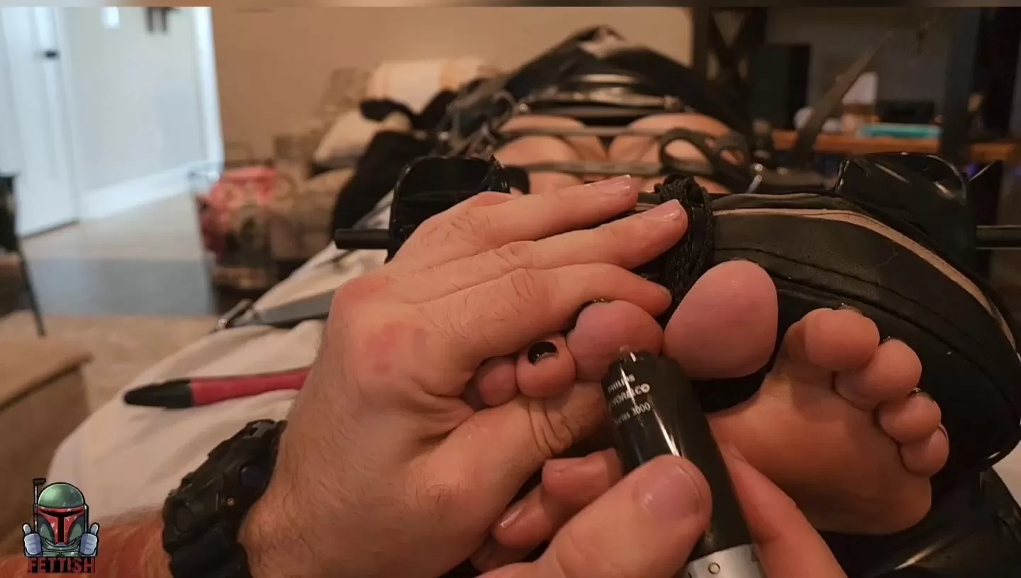 Fettish – Totally Helpless – Indica.mp4_snapshot_10.52.000.webp