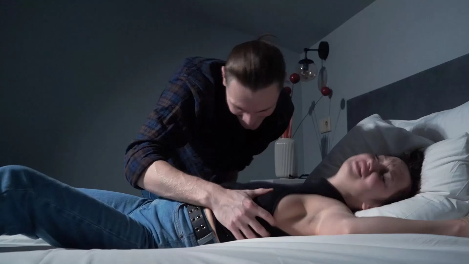 Bondagio – Sexy Delivery Girl Agreed To Be My Tickle Toy!.mp4_snapshot_18.30.000.webp