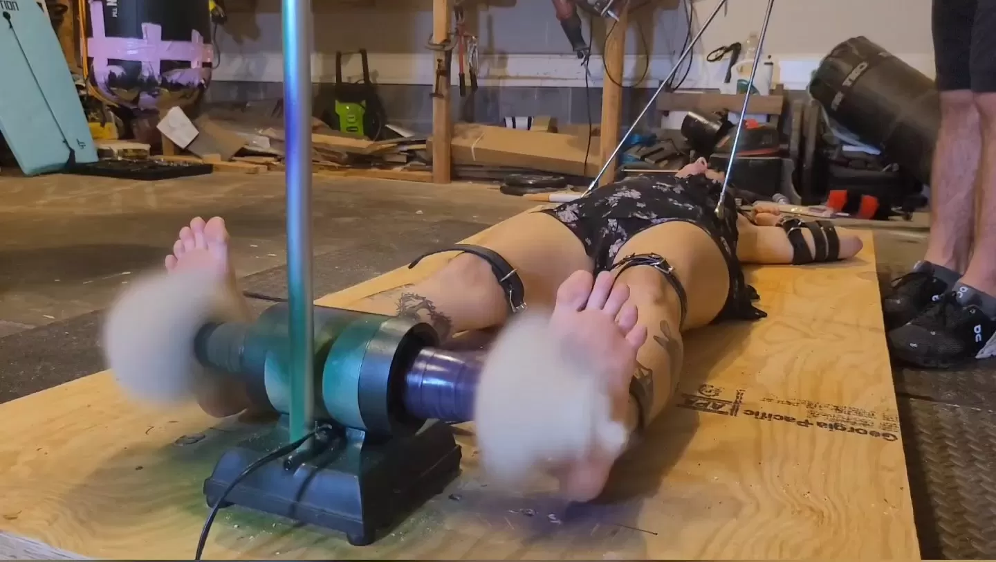 Fettish – Board Room Meeting – Mia Hope.mp4_snapshot_02.36.000.webp