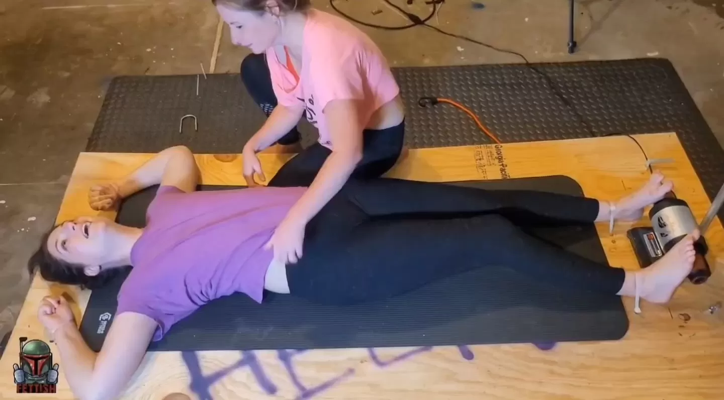 Fettish – Board Room Meeting – Paige.mp4_snapshot_04.37.000.webp