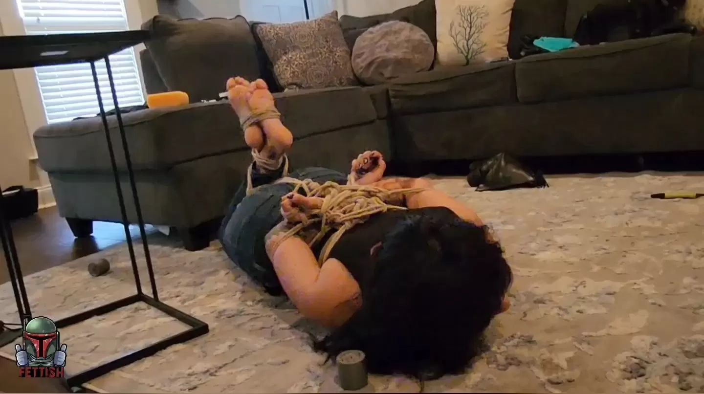 Fettish – Breaking Bri Act Three.mp4_snapshot_21.37.000.webp