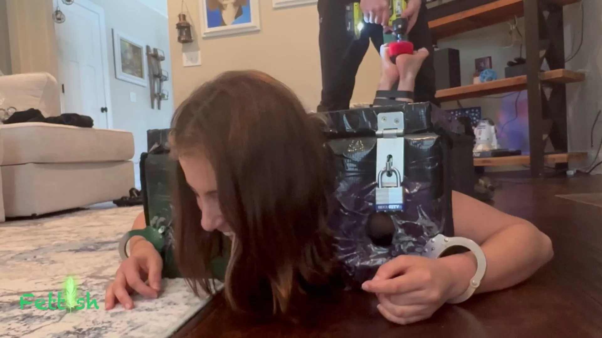 Fettish – HOSTickEL- Layla.mp4_snapshot_05.08.000.webp