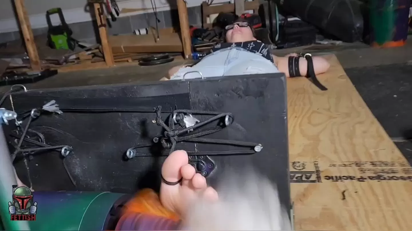 Fettish – Board Room Meeting – Juniper Vixen.mp4_snapshot_04.52.000.webp