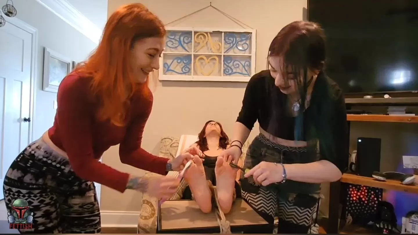 Fettish – Captured Investigator Mia.mp4_snapshot_16.23.323.webp