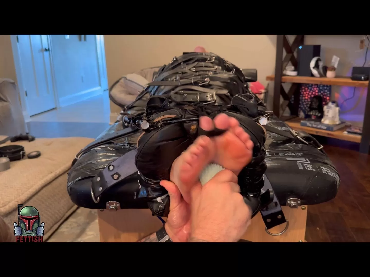 Fettish – The Tickle Table – Ally Lust.mp4_snapshot_14.31.000.webp