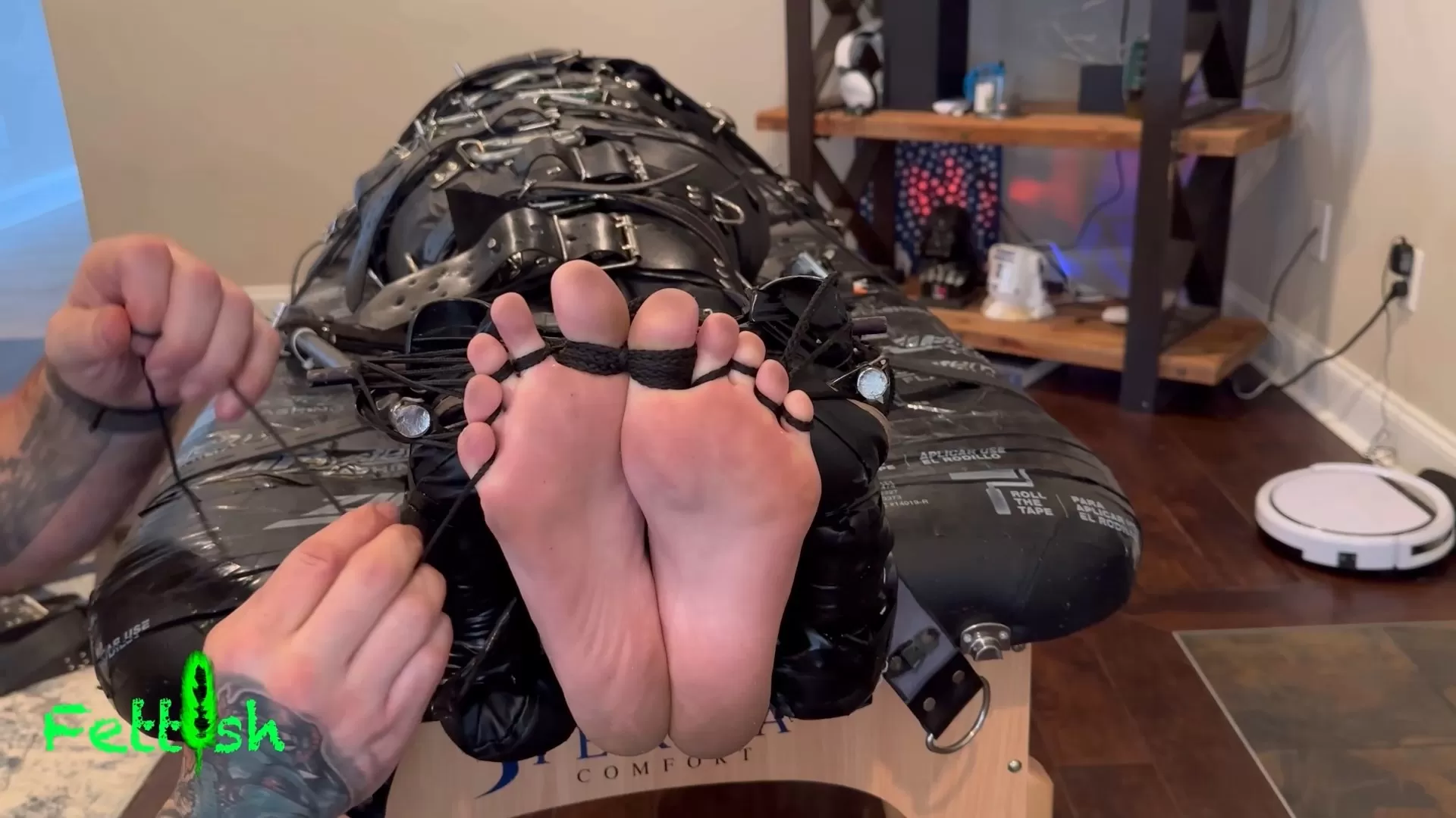 Fettish – No Escape – Elara Wren.mp4_snapshot_02.05.274.webp