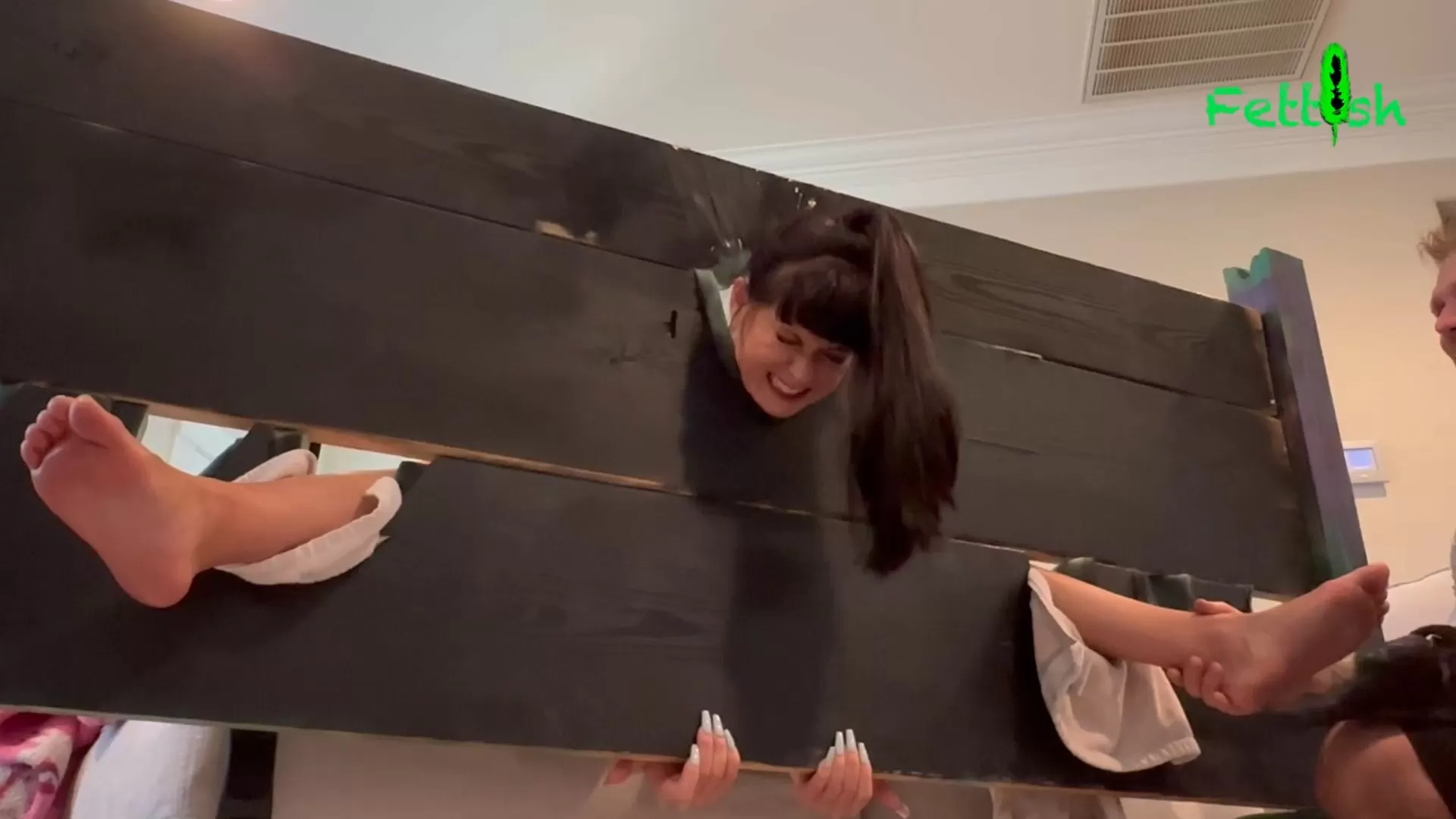 Fettish – Tickle Trophy – Lil Mizz Unique.mp4_snapshot_11.23.333.webp