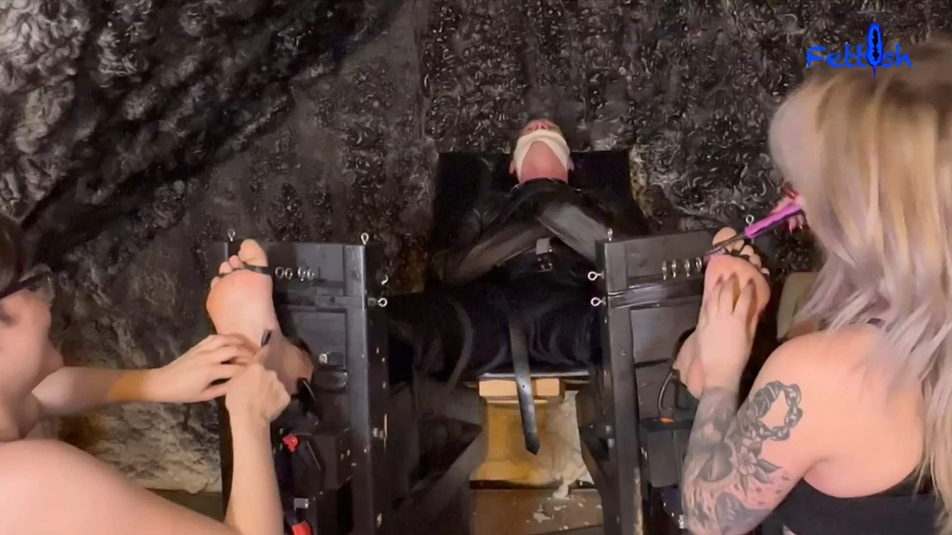 Fettish – Vengeance – Jade and Trinity pt 1.mp4_snapshot_14.10.000.webp