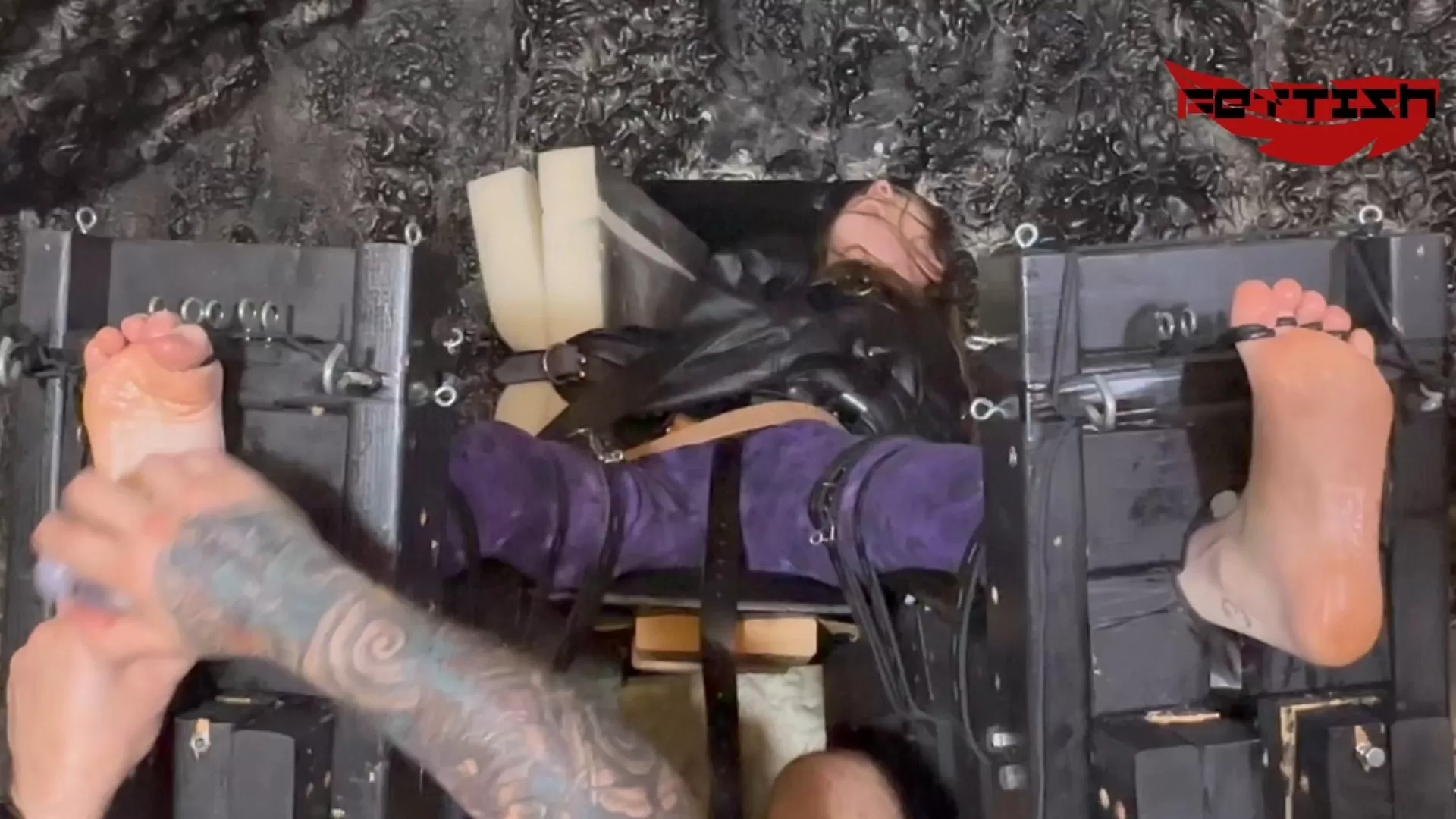 Fettish – Tickle Therapy – Mewchii Fey.mp4_snapshot_09.10.000.webp