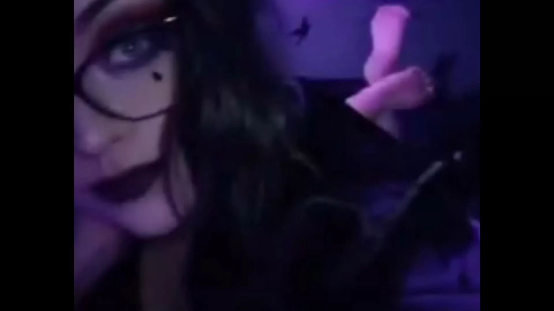 Fettish – Tickle Therapy – V the Tease part One.mp4_snapshot_00.08.366.webp