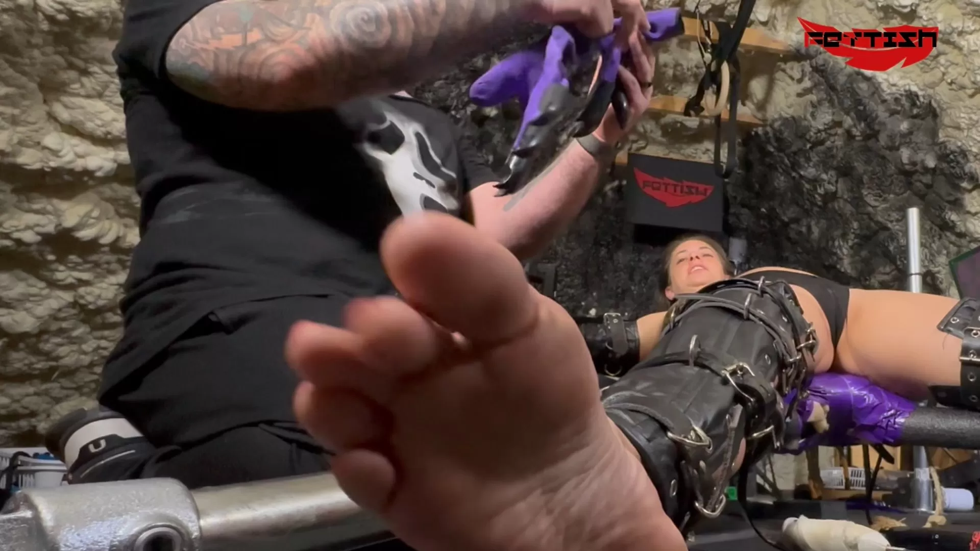 Fettish – Tickled in Steel – Indica.mp4_snapshot_05.44.100.webp