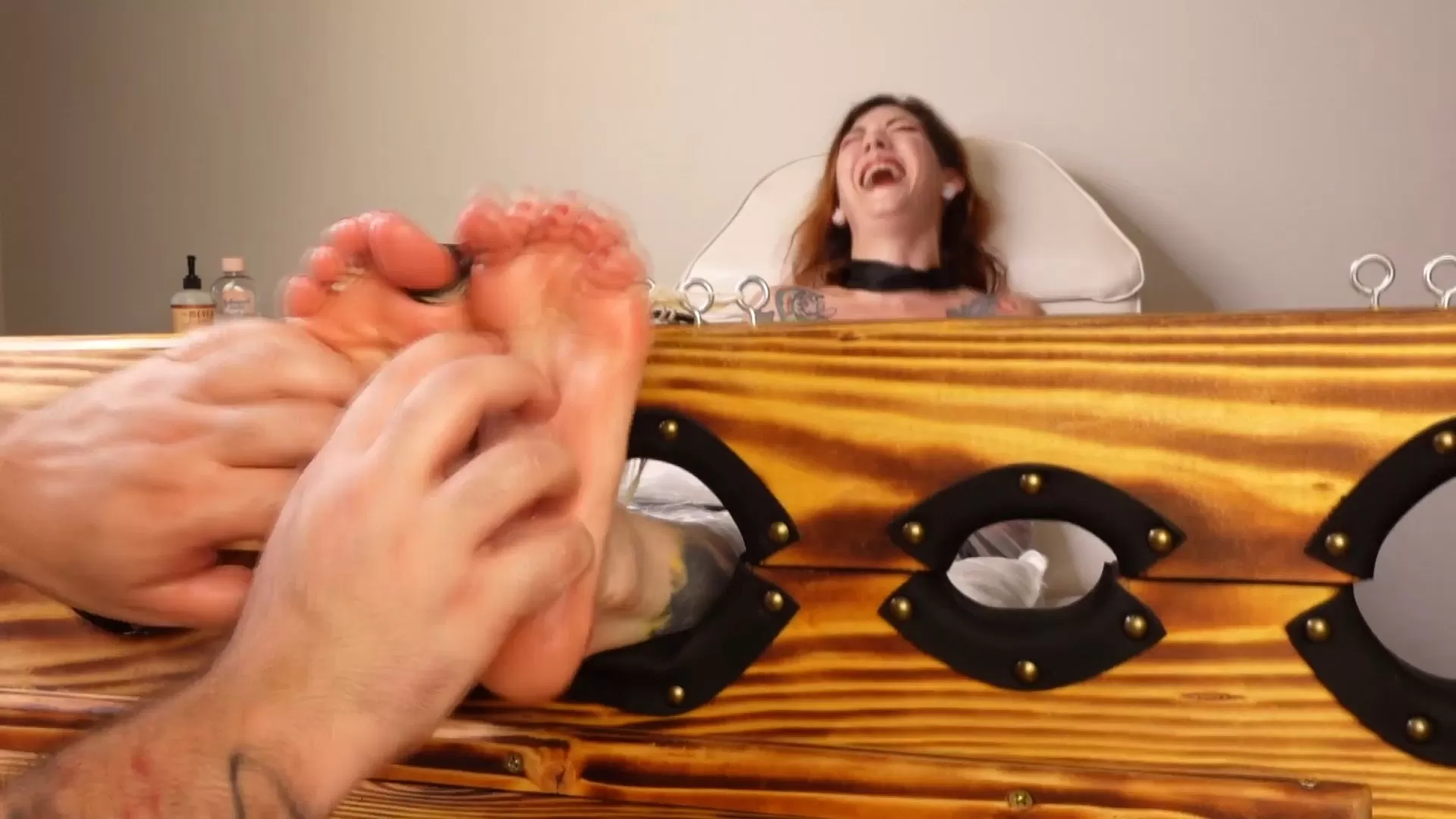 TheTickleRoom – Scarlett Storms Hell Pt 2 “ITS SO BAD”.mp4_snapshot_09.14.358.webp