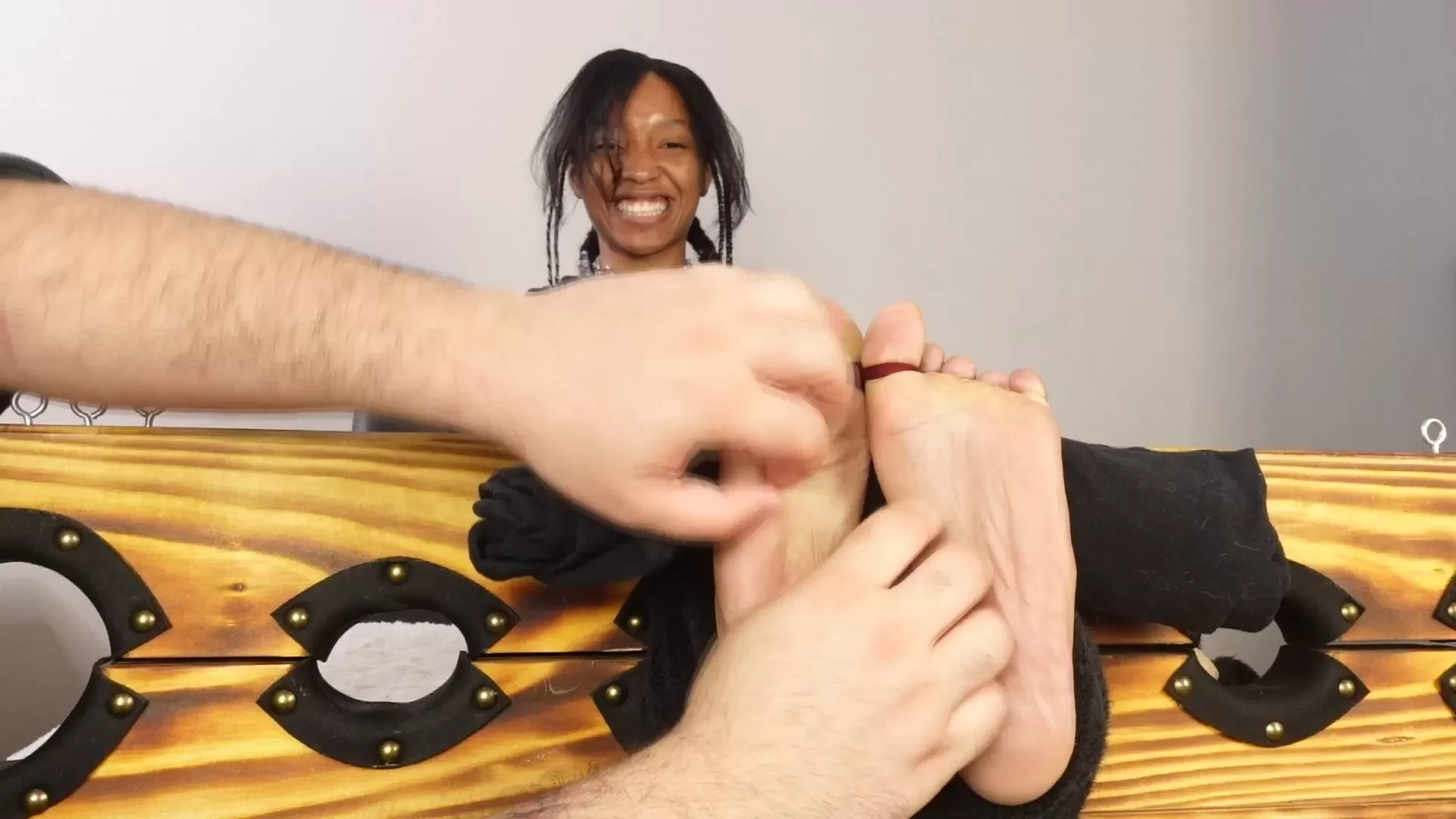 TheTickleRoom – Shy Goth Alyx Audition “Boots Make It Worse”.mp4_snapshot_00..webp