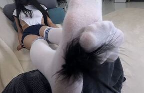 【波斯狼】淘气的妹妹就喜欢让我给她挠脚