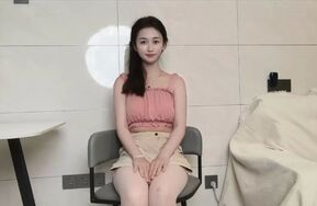 小可原创 活泼的话痨女大学生小零（原版）