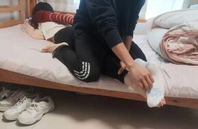 露露的紧缚TK地狱——双镜头道具挠脚心，TK腋下