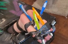 【塞满电动牙刷】Fettish   HOSTickEL   Daisy