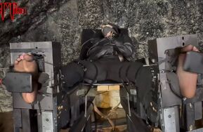 【在线播】Fettish – Tickle Therapy – Amecia Maximum Punishment